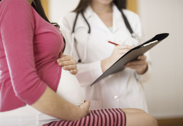 اهمیت مراجعه بانوان به پزشک، در دوران بارداری