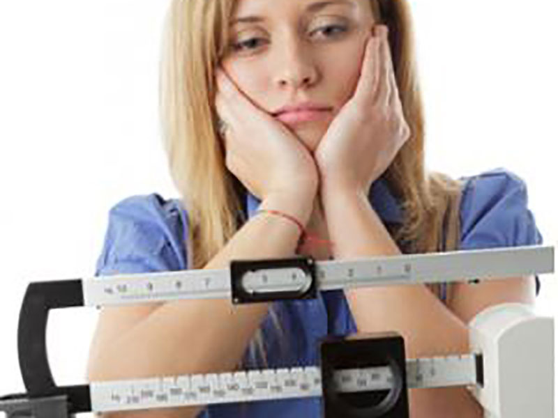 کاهش وزن؛ رژیم لاغری و علت توقف روند چربی سوزی در بدن